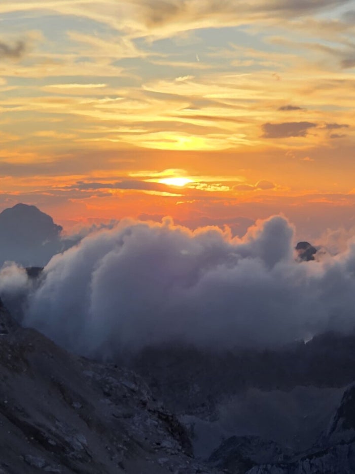 Bergpanorama van het Triglav Nationaal Park tijdens de huttentocht in Slovenië