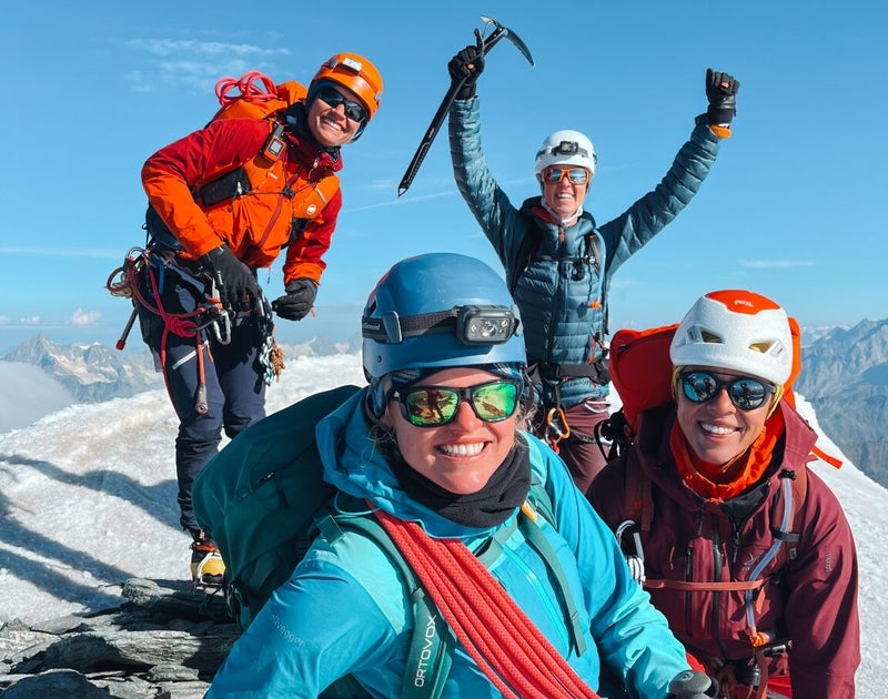 Anne en Sara van Via Nomade organiseren kleinschalige wandelreizen, trekkingtochten en outdoor avonturen in Europa en Scandinavië