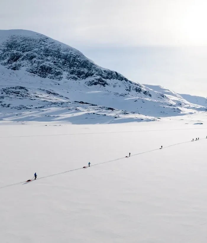 Winterexpeditie met ski's en pulkaslee over de Kungsleden in Zweeds Lapland