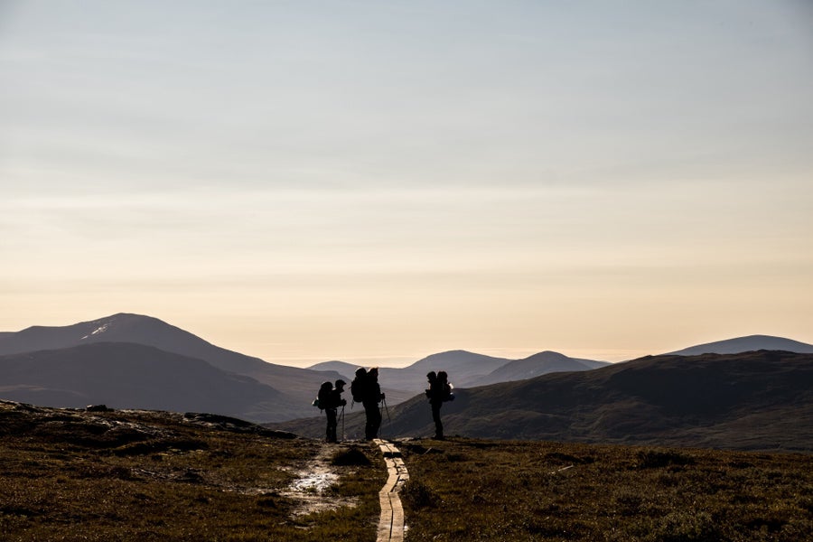 Wildkamperen langs de Kungsleden in Zweeds Lapland tijdens de zomertrektocht