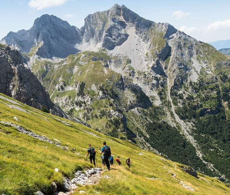 Kaal, maanachtig kalksteenlandschap tijdens de trektocht door de Picos de Europa