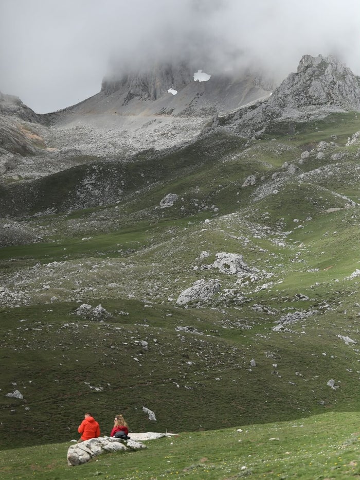 Wandelaars tijdens de beklimming van de Triglav, de hoogste berg van Slovenië