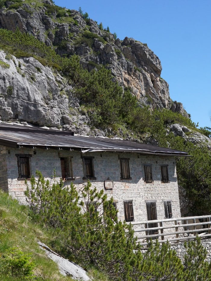 De drie karakteristieke rotstorens van Tre Cime di Lavaredo in de Dolomieten