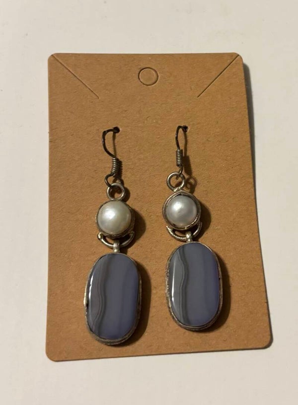 Gray and Pearl Dangling Earrings