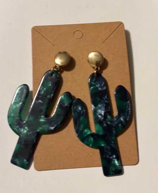 Adorable Cactus Dangling Earrings