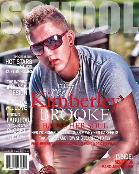 Junge mit Sonnenbrille und Piercing auf dem Cover von „School“-Magazin. Titelstory über Kimberley Brooke und ihr persönliches Leben.