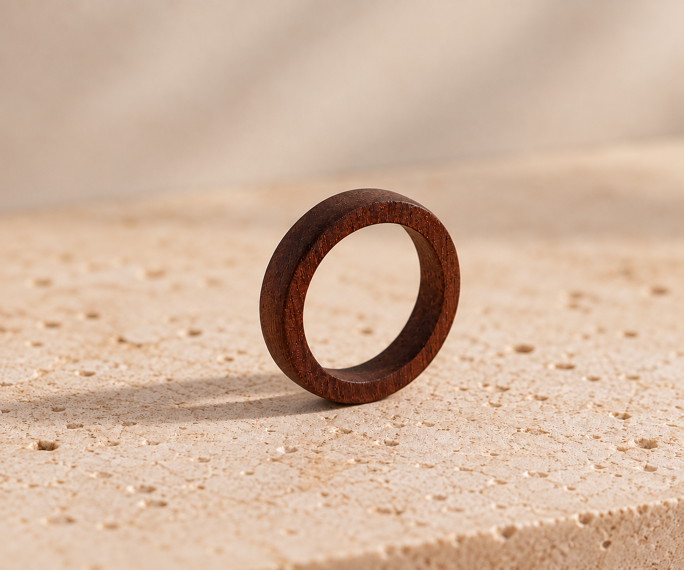 Ring Meranti - olie - ringmaat 18.5