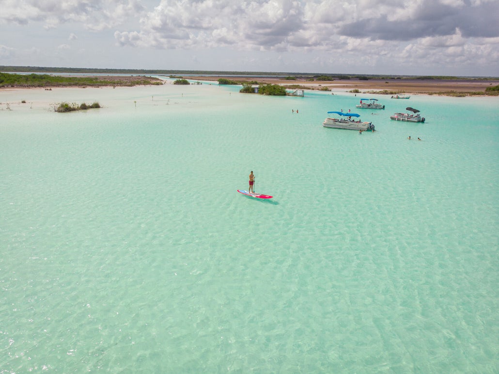 Bacalar - Meer van de 7 kleuren blauw (Mexico) - Woltotravel.com