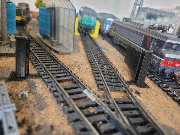 Portail pour zone ferroviaire Standart ou SUR MESURE