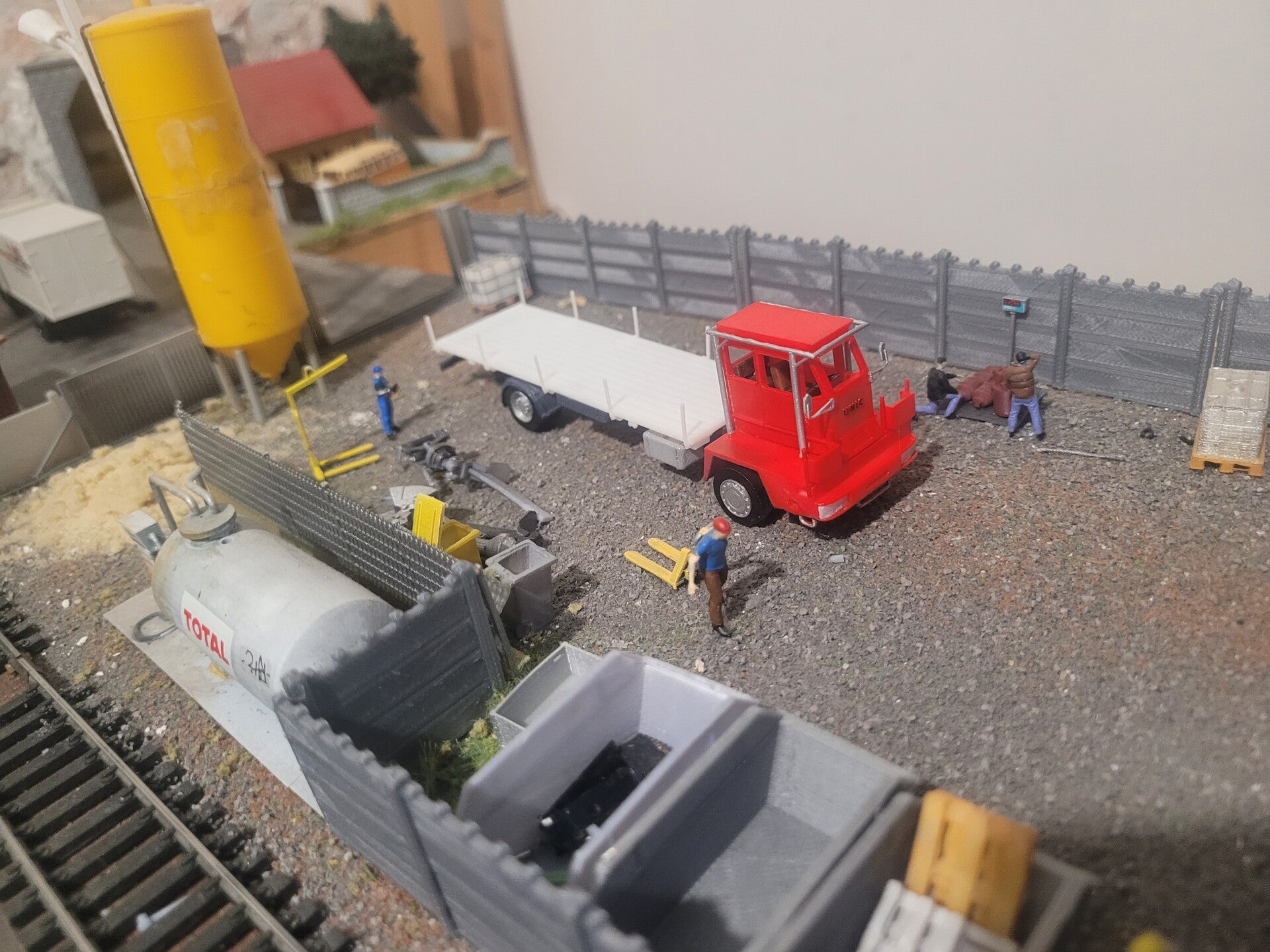 Camion porte fer 1/87