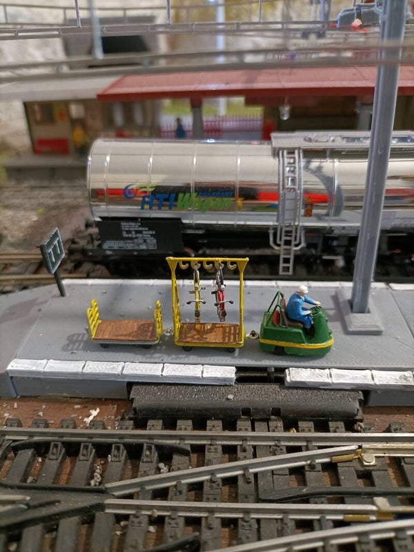 Chariot de quai avec tracteur