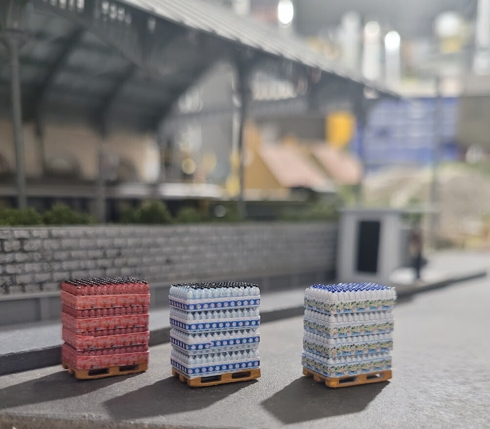 4 Palettes de bouteilles en melange