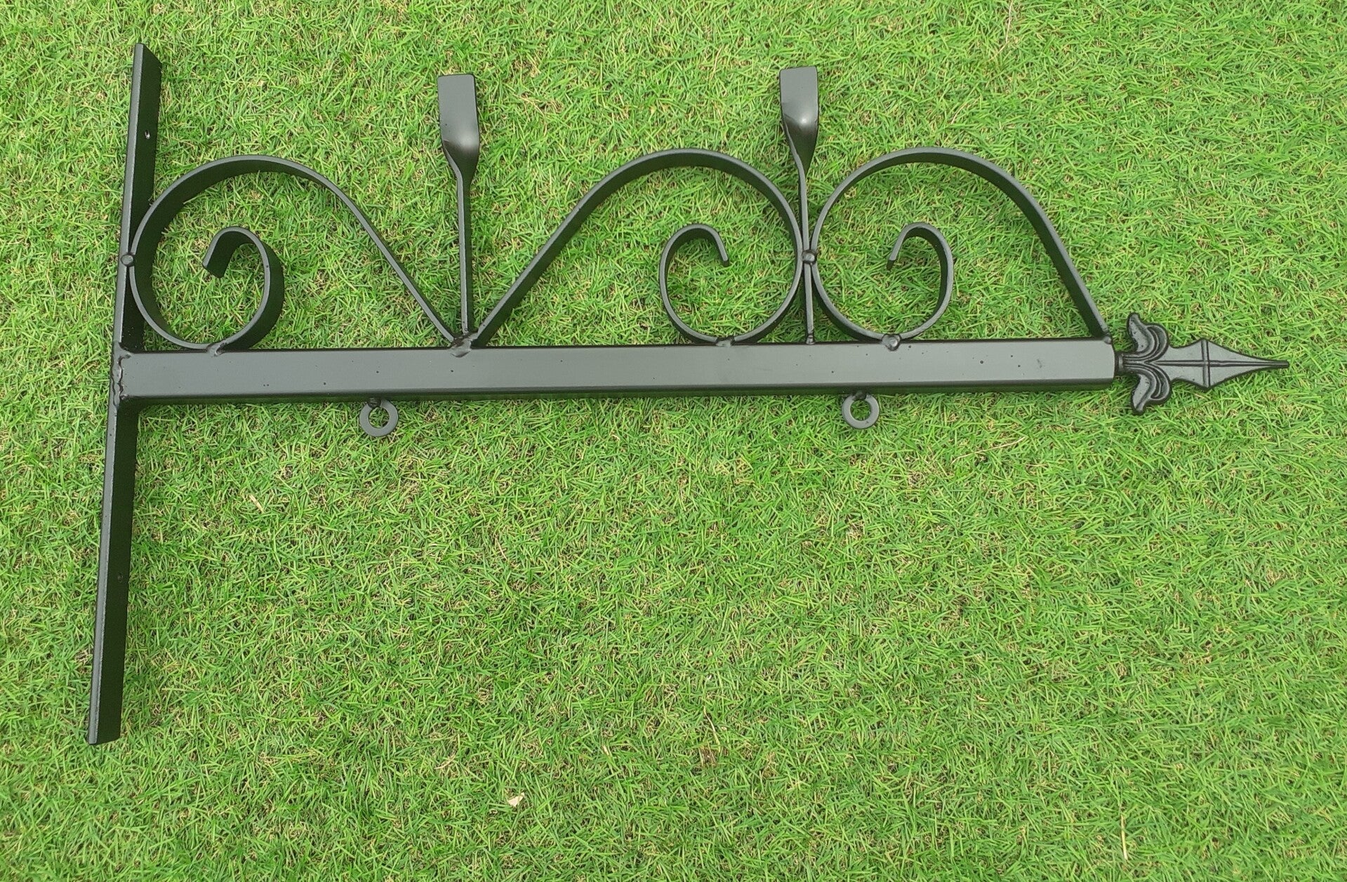 Hanging Sign Bracket 2