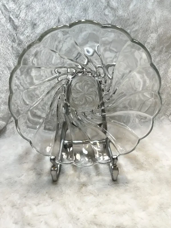 Vintage Hazel Atlas COLONIAL SWIRL Seashell Clear Glass Fruit Dessert Bowl
