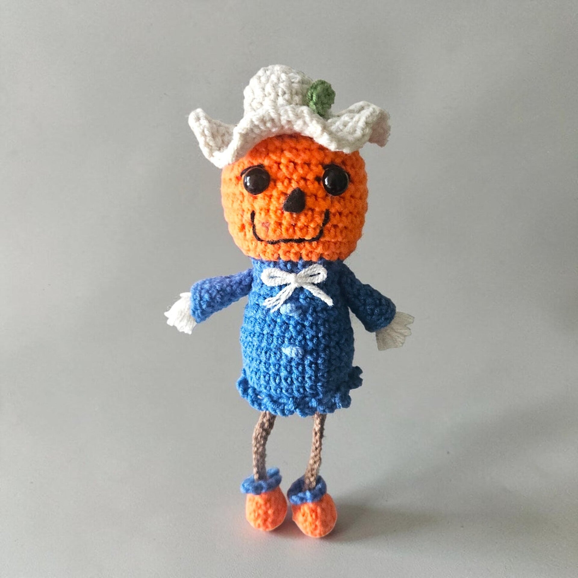 Epouvantail citrouille au crochet