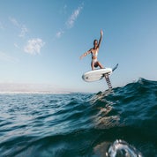 armstrong-pchrisdunn-rnaumi-eychenne-surf-foilboard-1-standard-fnqxyz.jpg