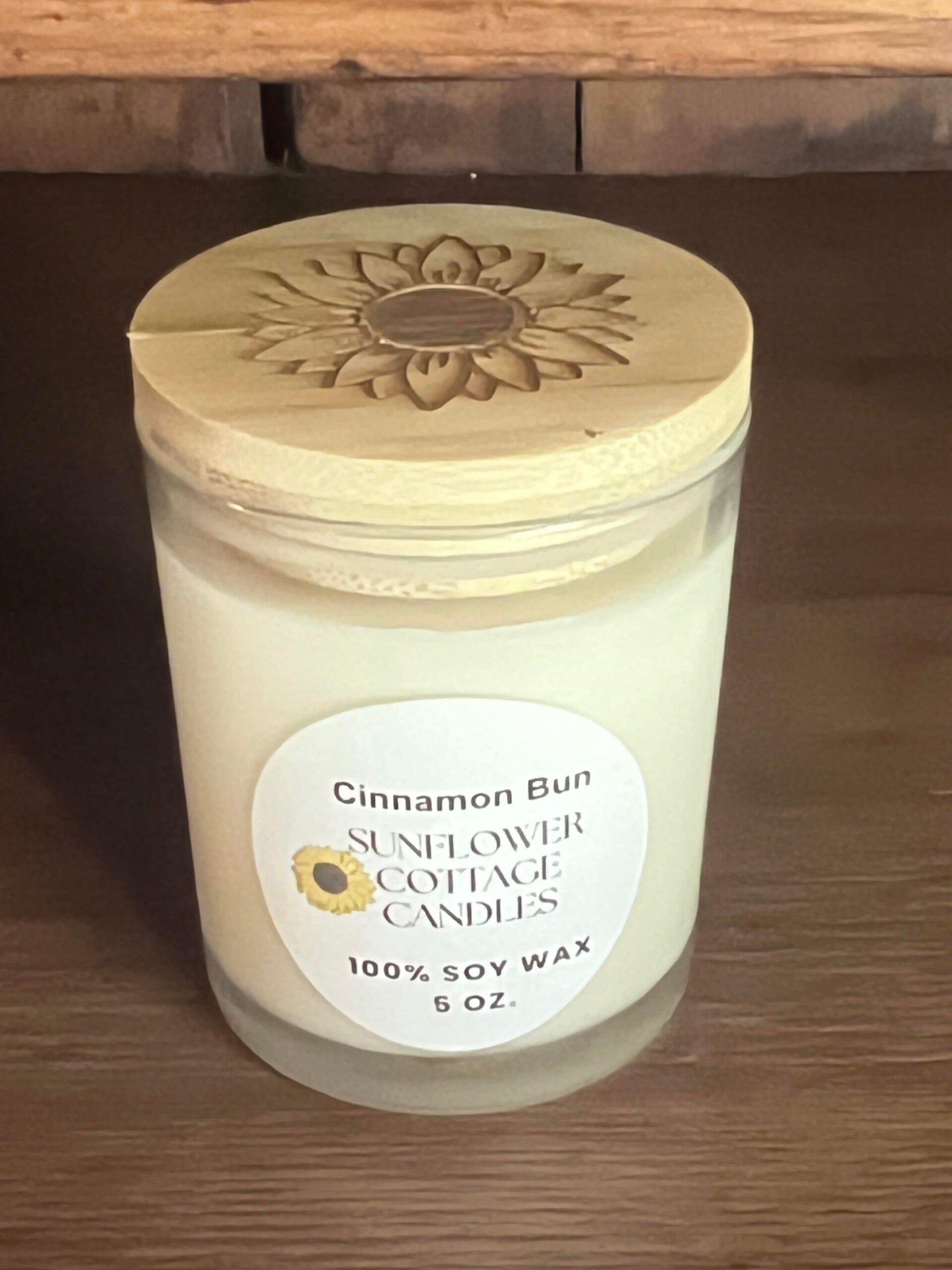 Cinnamon Bun - Available in 5oz or 8oz