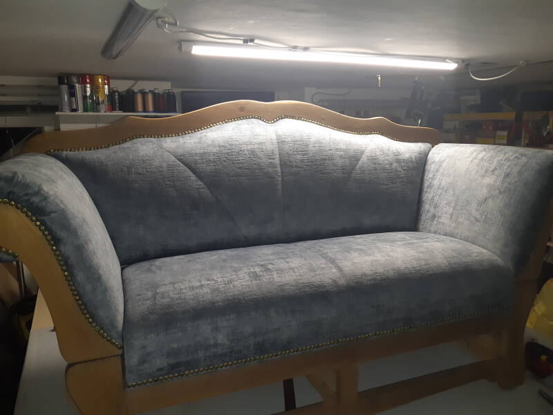 Alte Möbel neu restauriert