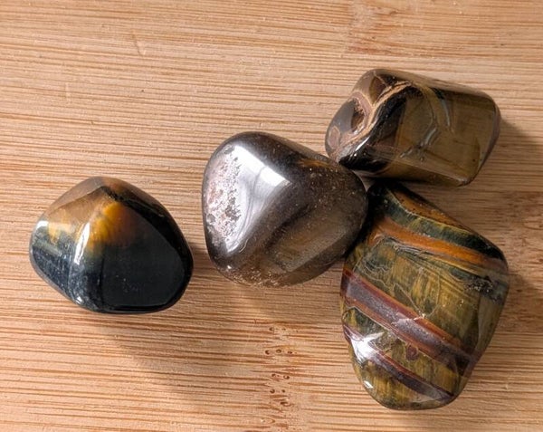 Tigers eye tumbled