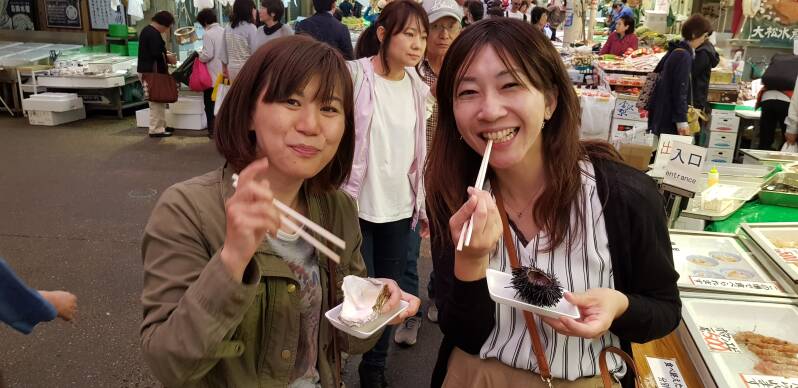 Okmichi-Markt Kanazawa  | www.japan-tours.de