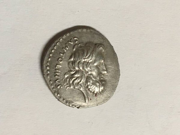 PETILLIUS CAPITOLINUS. Ar, Denar. 41 V. Chr. Rom.