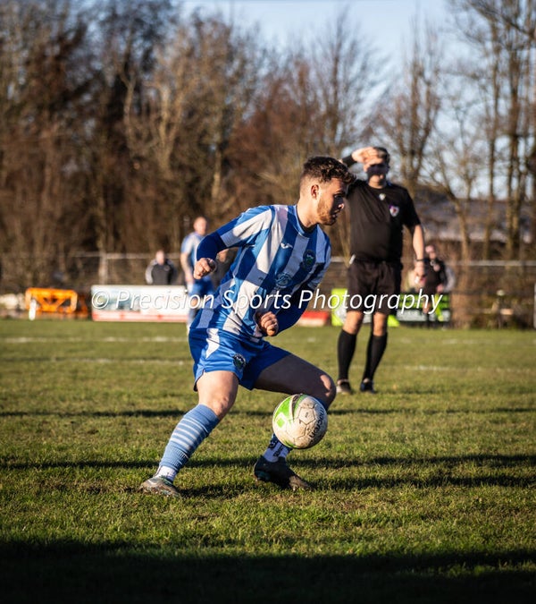 Garden Village v Cwmamman United 27.12.25