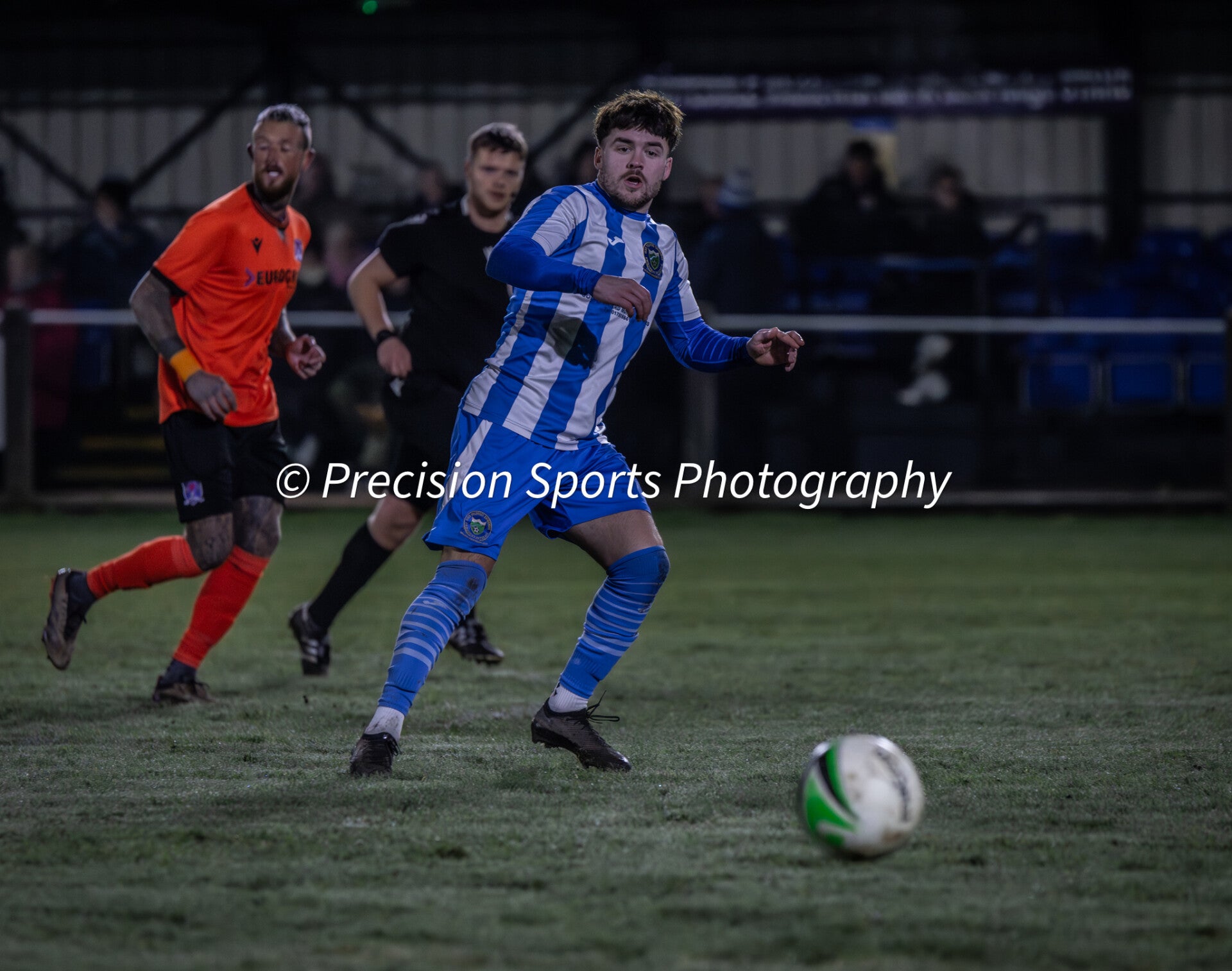 Cwmamman United v Llandarcy 2.1.26