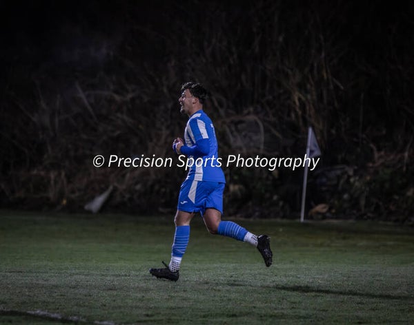 Cwmamman United v Llandarcy 2.1.26