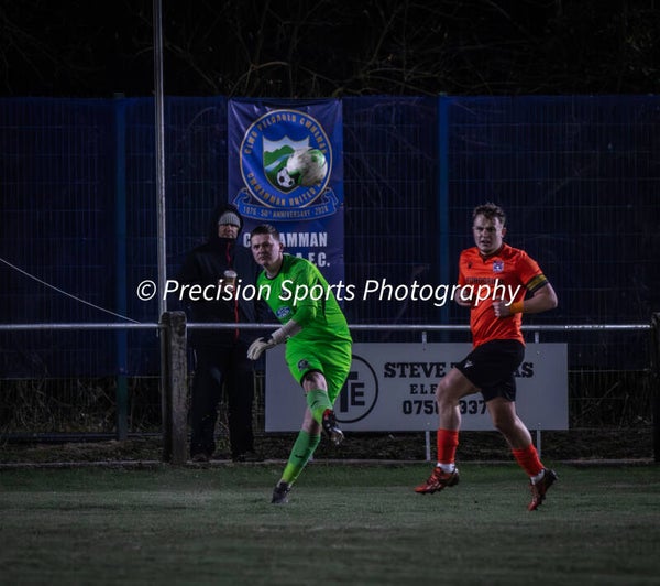 Cwmamman United v Llandarcy 2.1.26