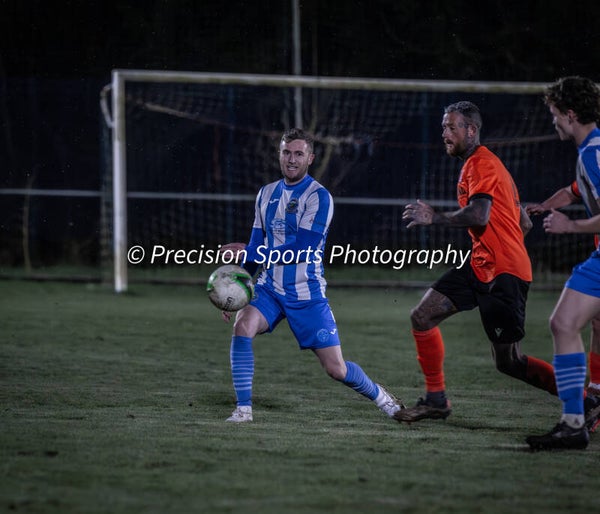 Cwmamman United v Llandarcy 2.1.26