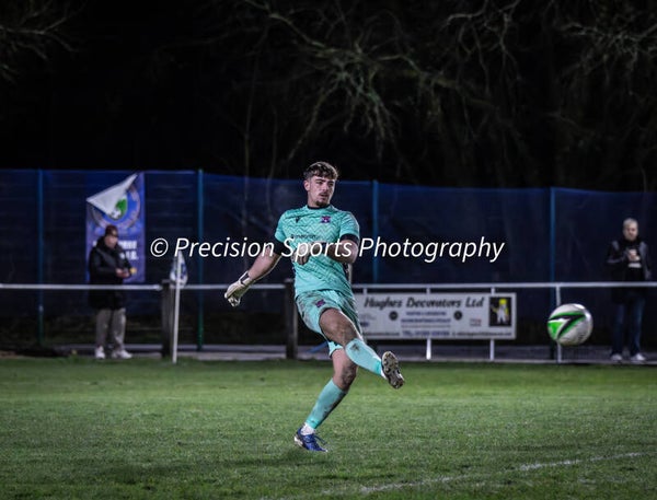 Cwmamman United v Llandarcy 2.1.26