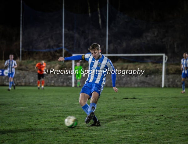 Cwmamman United v Llandarcy 2.1.26