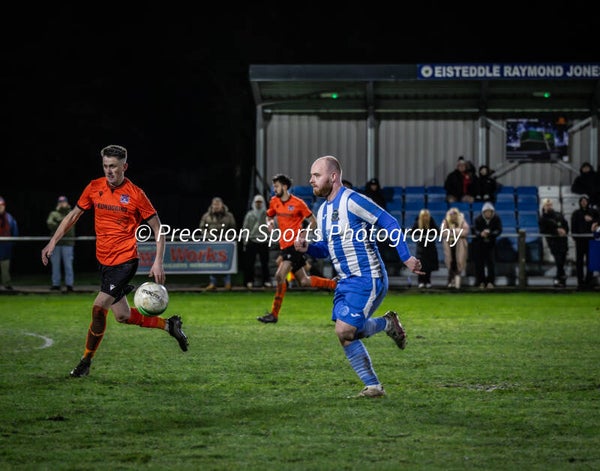 Cwmamman United v Llandarcy 2.1.26