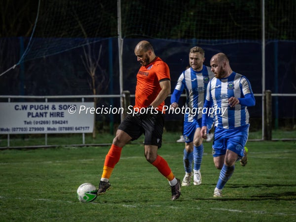 Cwmamman United v Llandarcy 2.1.26