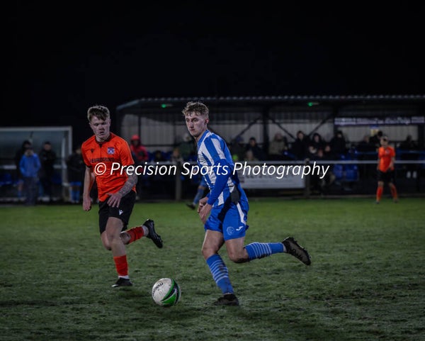 Cwmamman United v Llandarcy 2.1.26