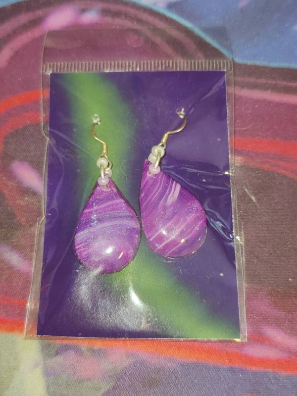 Korvakorut - purppura putous