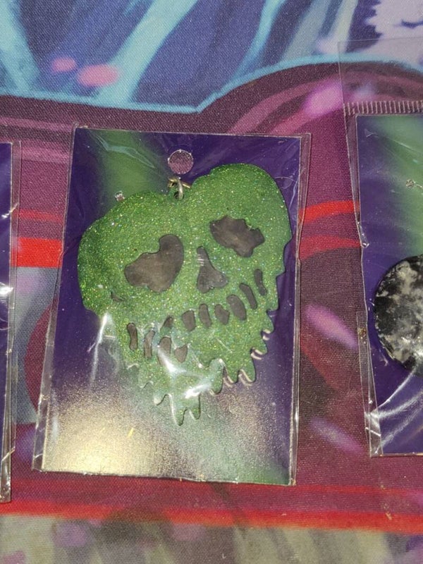 Korvakorut - Poison (random)