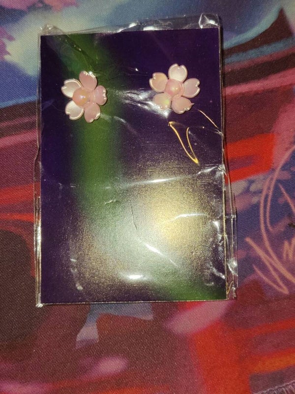 Korvakorut - pinkki kukka