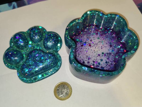 Tassu resiinirasia sininen-turkoosi/violetti. iso