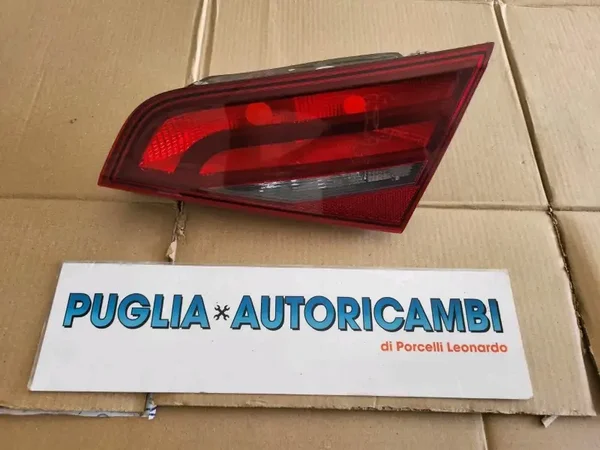STOP POSTERIORE DESTRO DX INTEGRATO NEL PORTELLO PER AUDI A3 8V 8V4945094