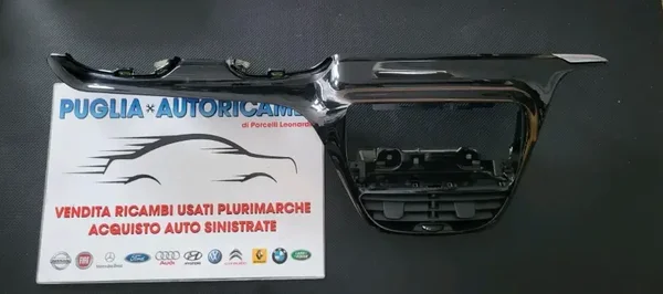 MASCHERINA RIVESTIMENTO CRUSCOTTO CENTRALE PEUGEOT 2008 I (CU) 9673830077