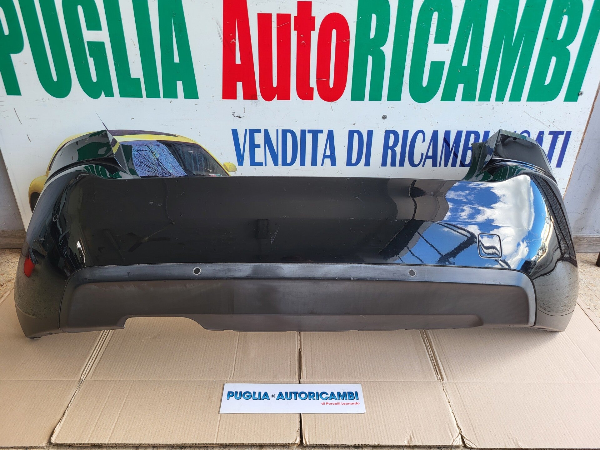 PARAURTI POSTERIORE CON SENSORI PEUGEOT 308 II SERIE BERLINA 1.6 HDI 9677960477