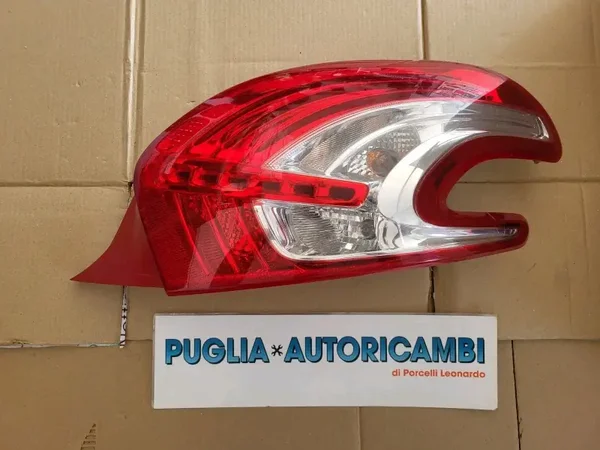 FARO FANALE POSTERIORE DESTRO DX PARTE ESTERNA PEUGEOT 208 9672628380