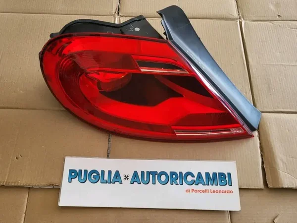 FARO FANALE POSTERIORE SINISTRO SX PARTE ESTERNA VOLKSWAGEN MAGGIOLINO 5C5945095