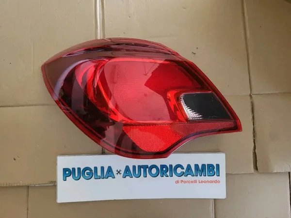 FARO FANALE POSTERIORE SINISTRO SX PARTE ESTERNA OPEL CORSA E