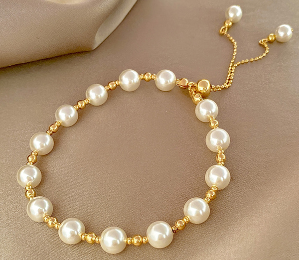 Luxury Pearl  Bracelet