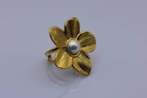 anillo flor sencilla