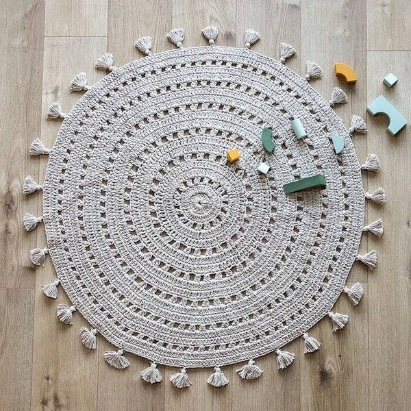 NILA PEARL GREY gehaakt kinderkleed