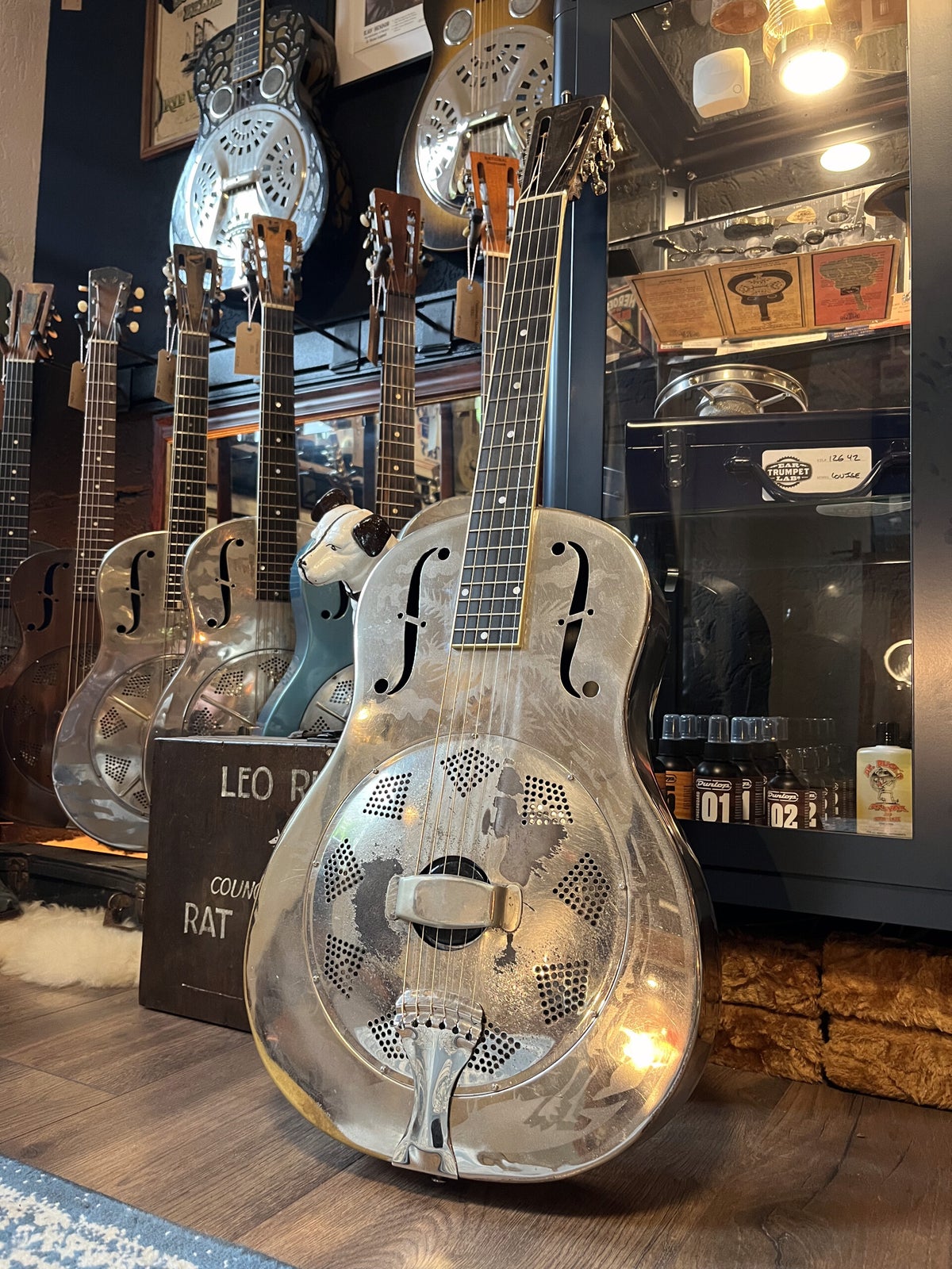 Guitars | Mainwood Guitars | Vintage & Exclusive