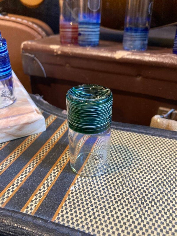 Silica 422 Emerald Green